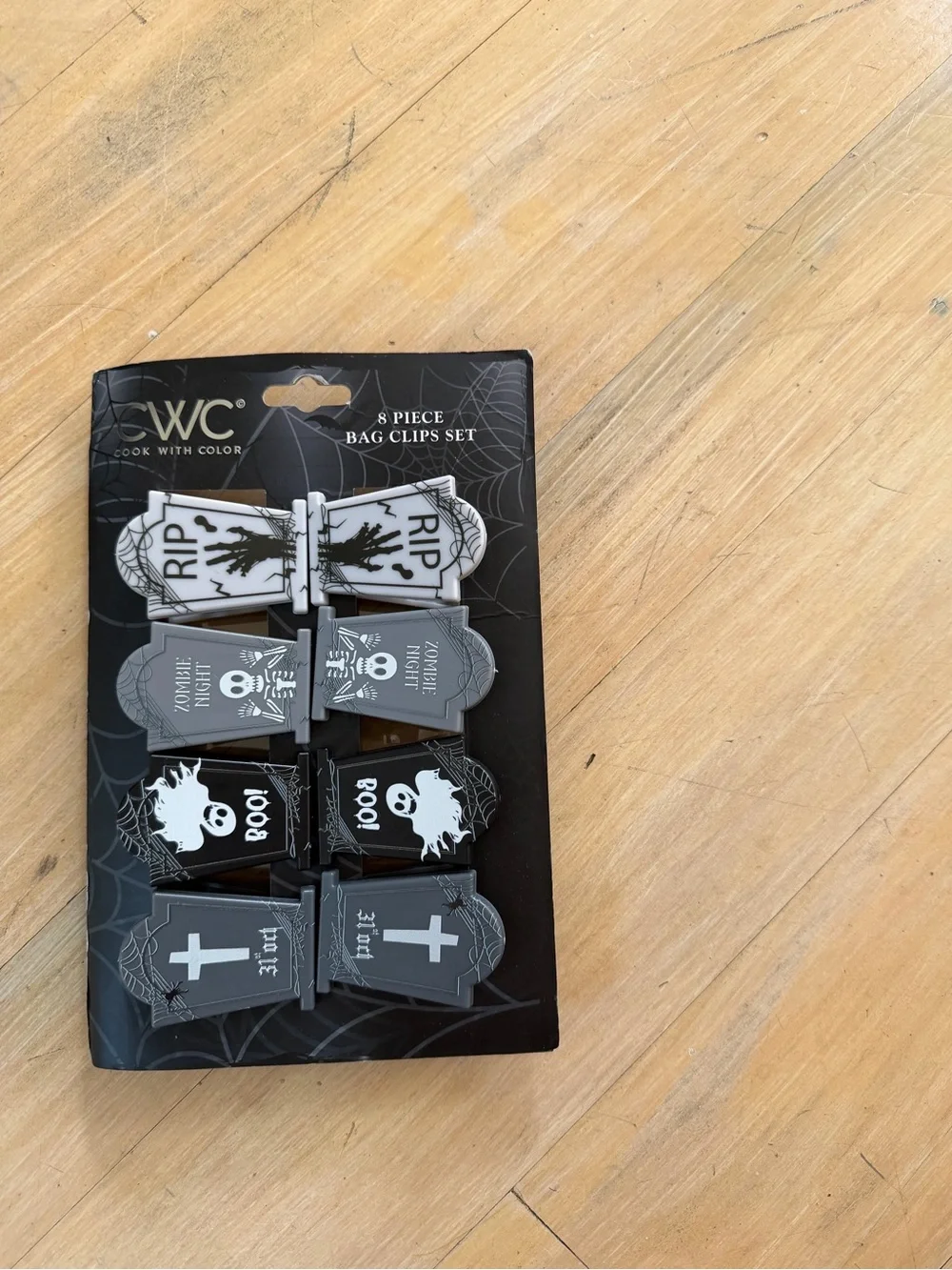 CWC Cook With Color Halloween Magnetic Bag Clips Set of 8 NWT